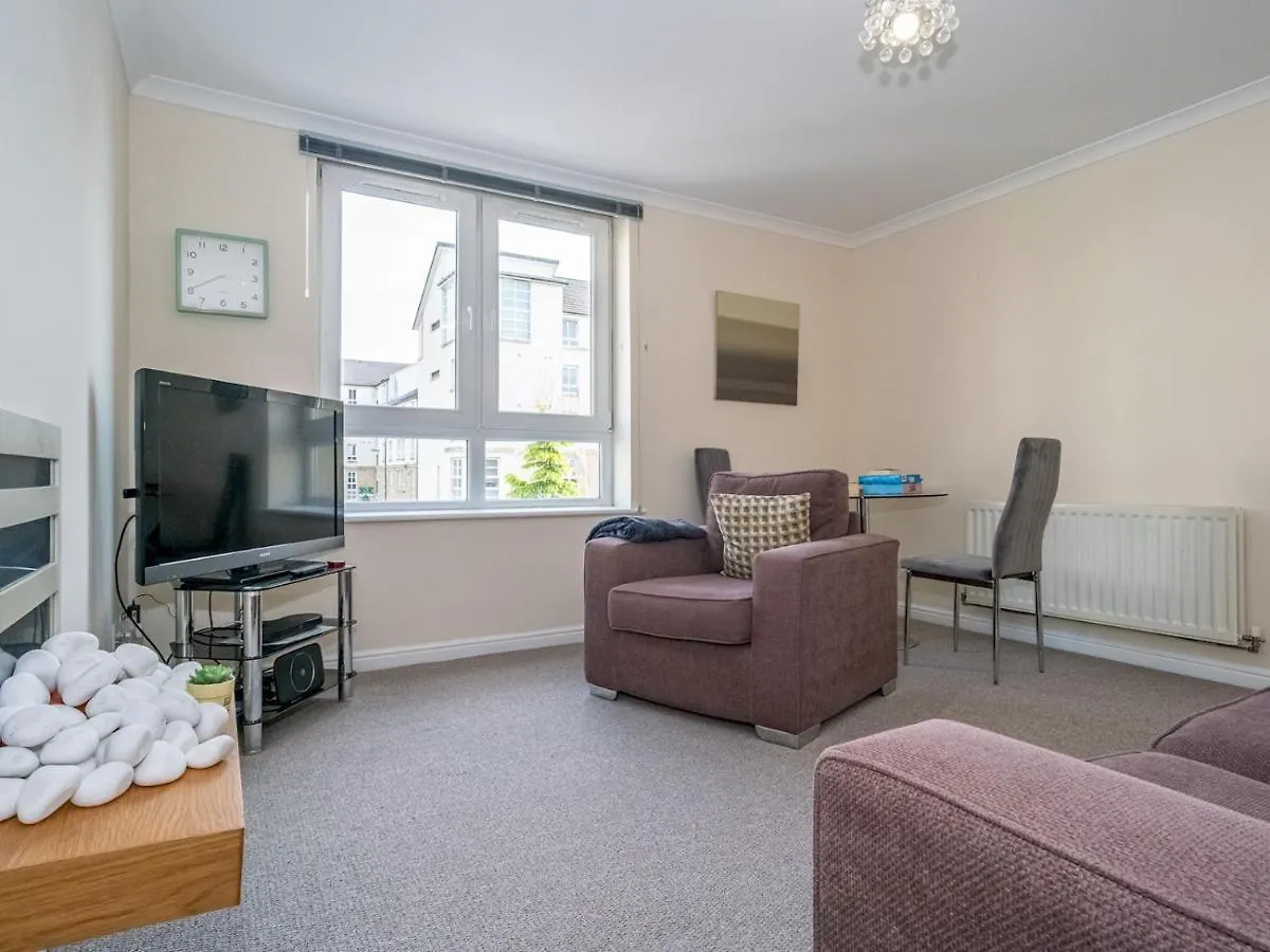 Pass The Keys Modern And Spacious 2 Beds Flat With Free Parking