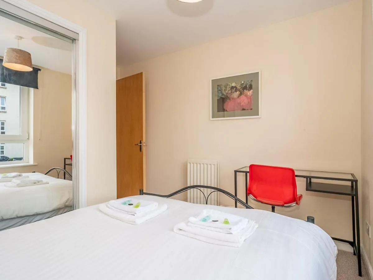 Pass The Keys Modern And Spacious 2 Beds Flat With Free Parking Apartment Edinburgh