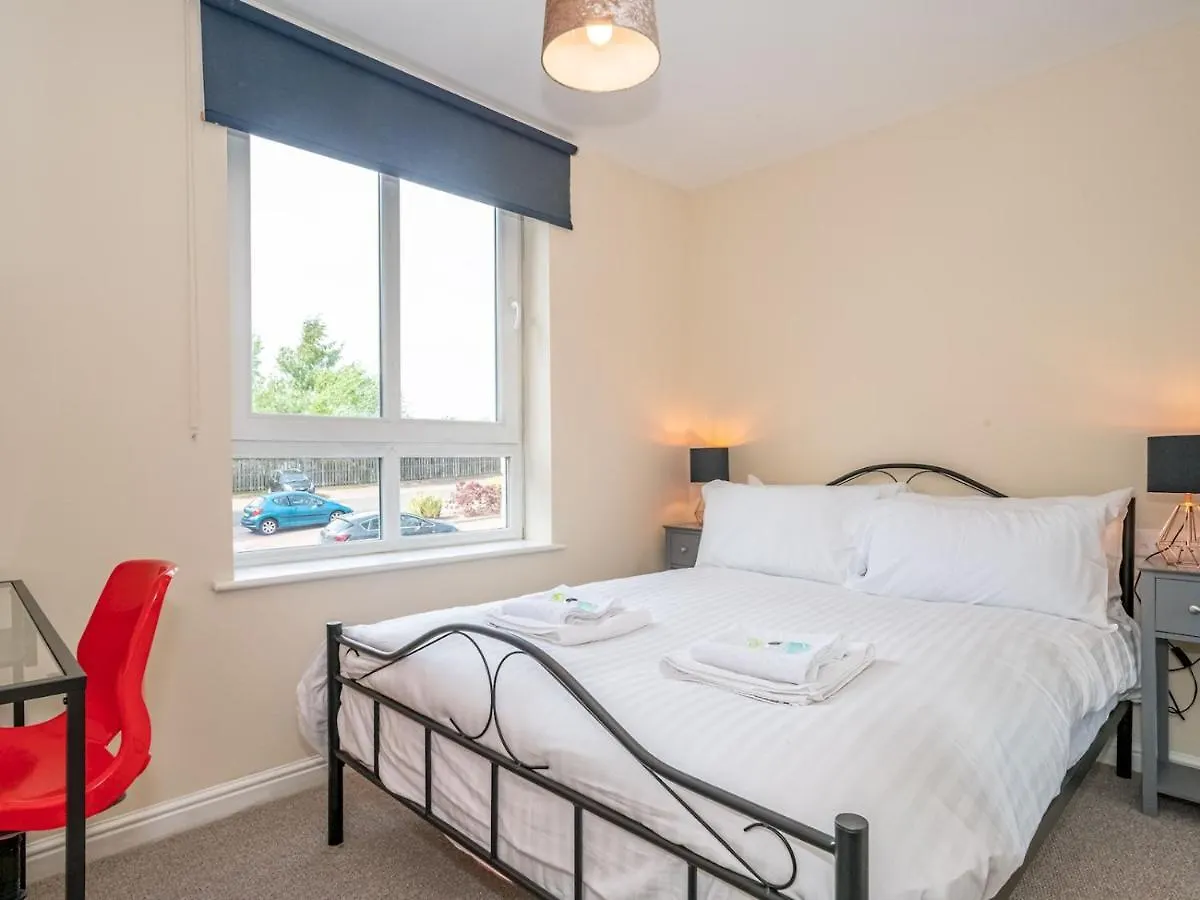 Pass The Keys Modern And Spacious 2 Beds Flat With Free Parking